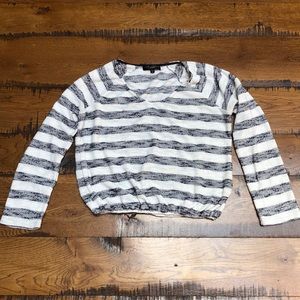 Long sleeve top /light sweater sz. M